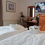 巴特弗兰肯豪森住宅酒店